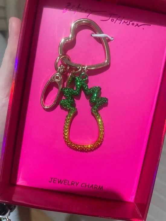 Betsey Johnson Pineapple Bag/Jewelry Charm - Picture 3 of 7